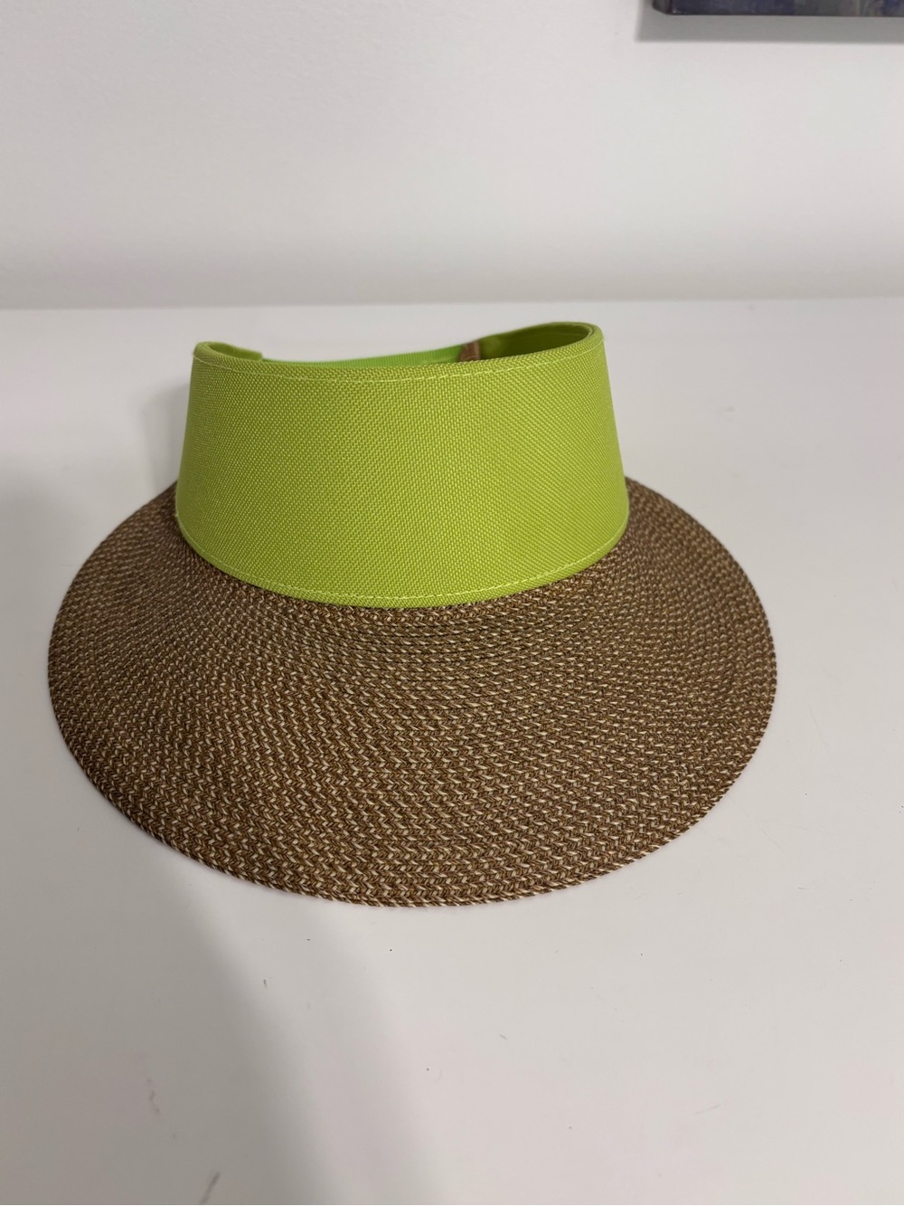 ERIC JAVITS NEW YORK CHAMP VISOR LIME GREEN Squishee UPF 50 Packable Sun Hat EUC - Picture 6 of 11